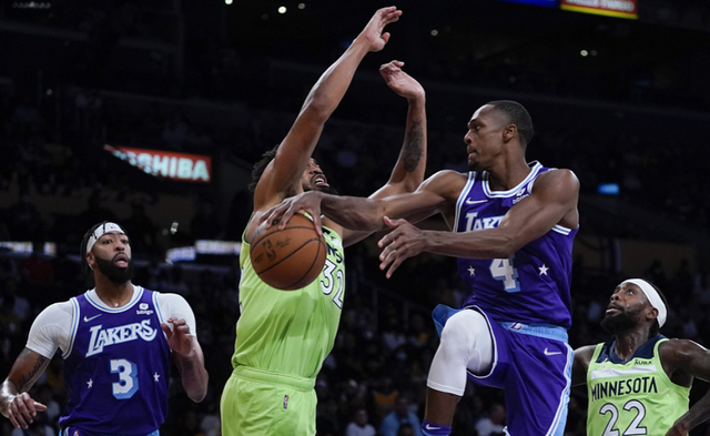 开云体育下载-风云突变上海海港国际比赛日状态回暖，中超版图或变，球迷炸锅，数据趋势出现新变化的简单介绍