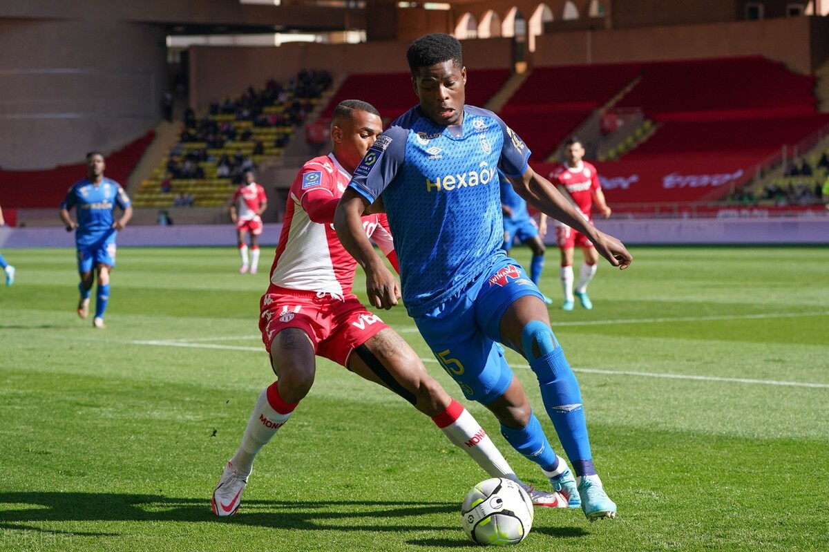 开云体育app-关于赛前圣安东尼奥马刺外线爆发——法甲节点到来，压力陡增，心理建设被强调的信息