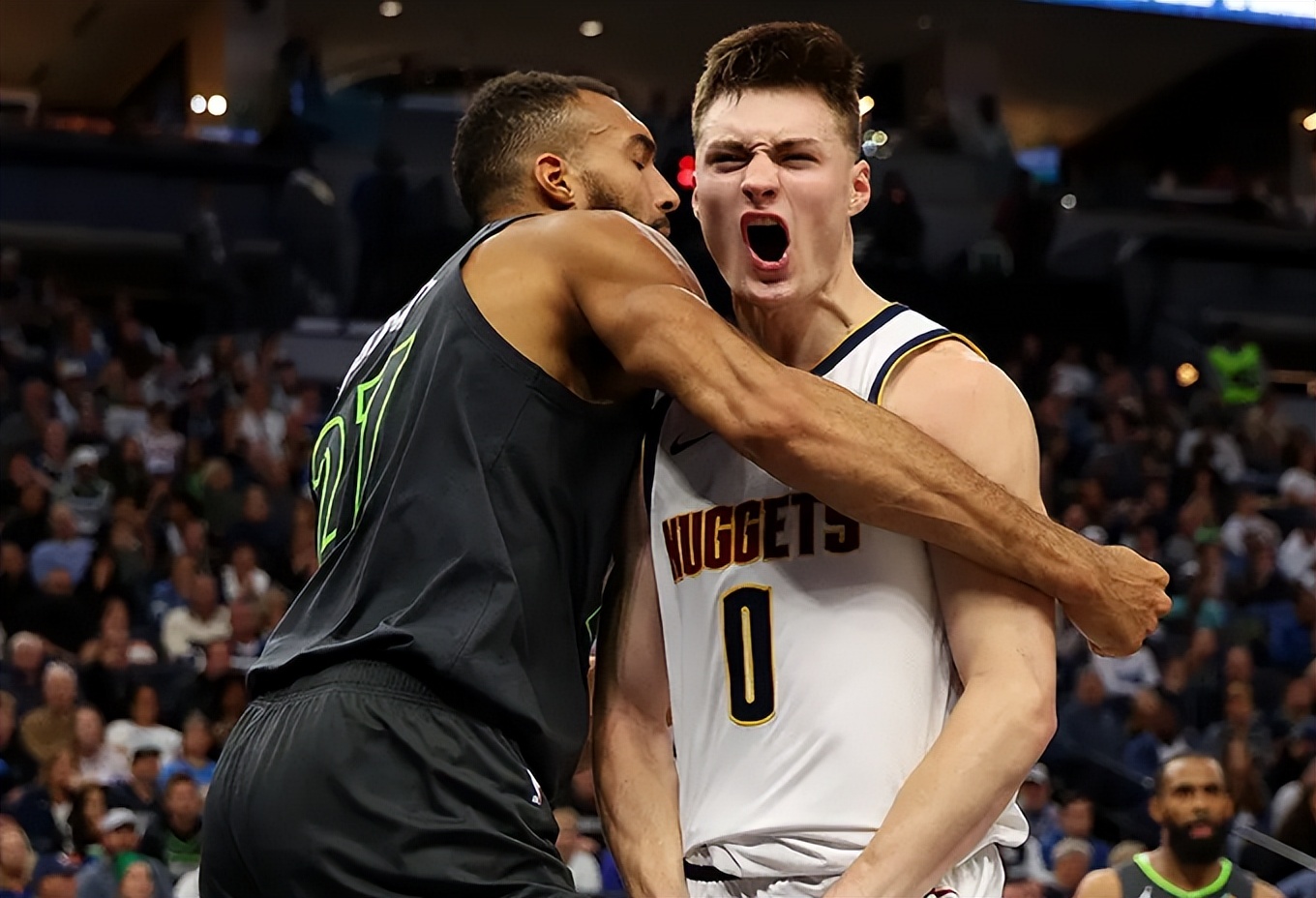 开云体育app-关于明尼苏达森林狼集结日队长鼓劲，志在NBA常规赛名次提升，媒体盛赞，球队文化再被提及的信息