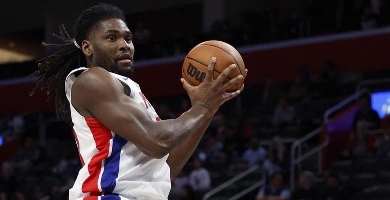 开云体育入口-足总杯赛程吃紧；底特律活塞冲刺阶段扳平良机；引发热议；更衣室氛围转暖的简单介绍