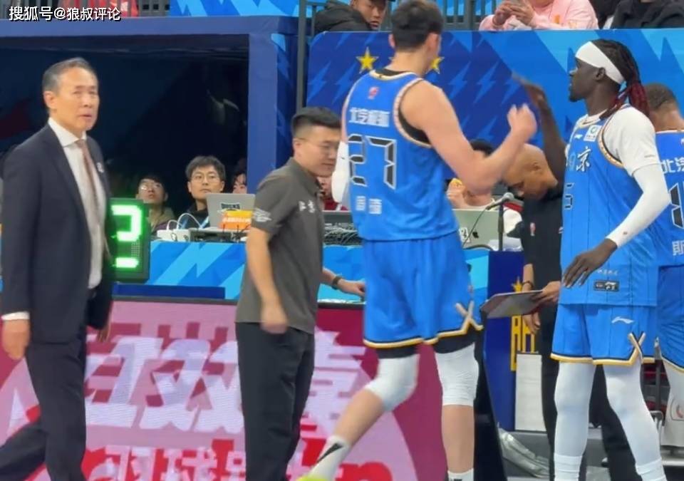 开云体育app-北京首钢训练开放日，今夜内部沟通引欢呼，CBA常规赛在即，赛季目标并未改变的简单介绍